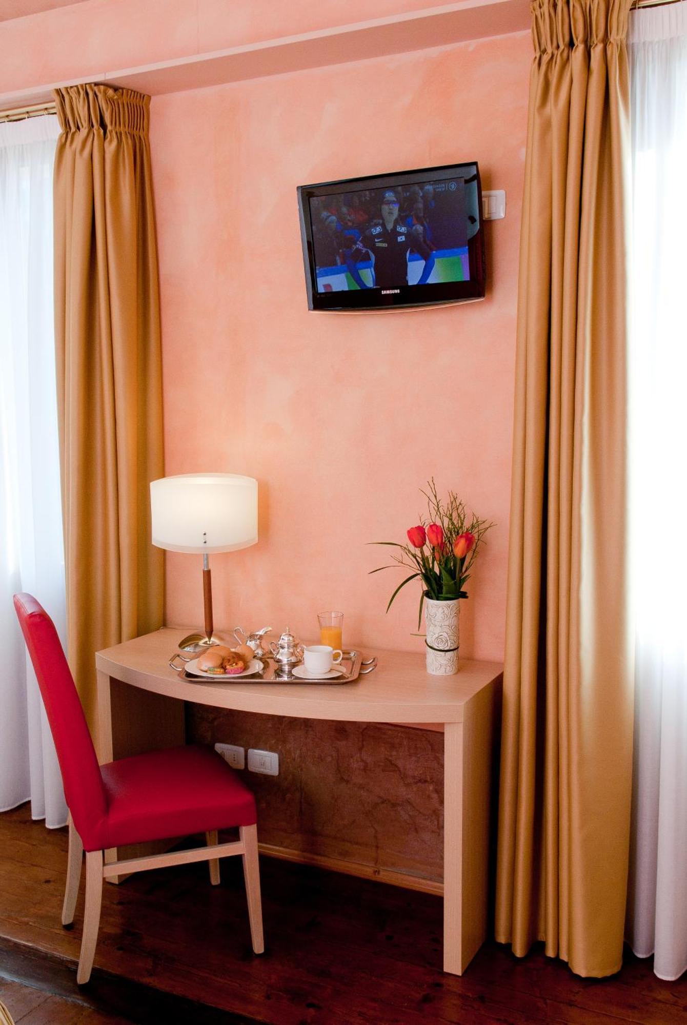 Hotel Villa Maternini Vazzola Cameră foto